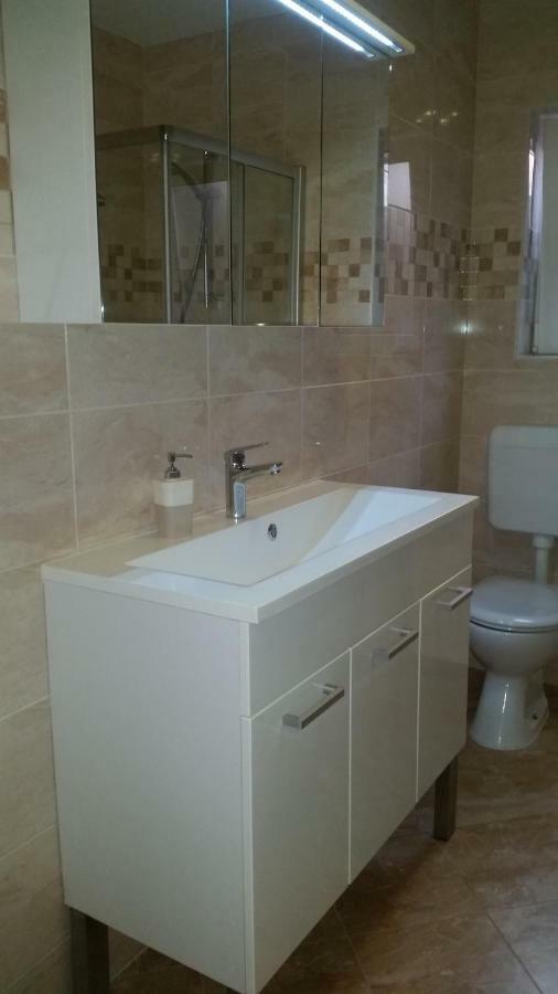 Apartments Anaivana Trogir Bagian luar foto