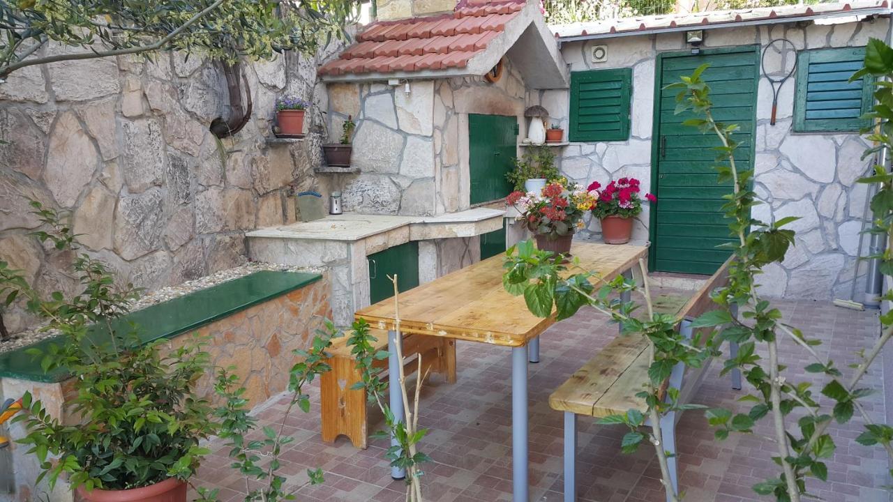 Apartments Anaivana Trogir Ruang foto
