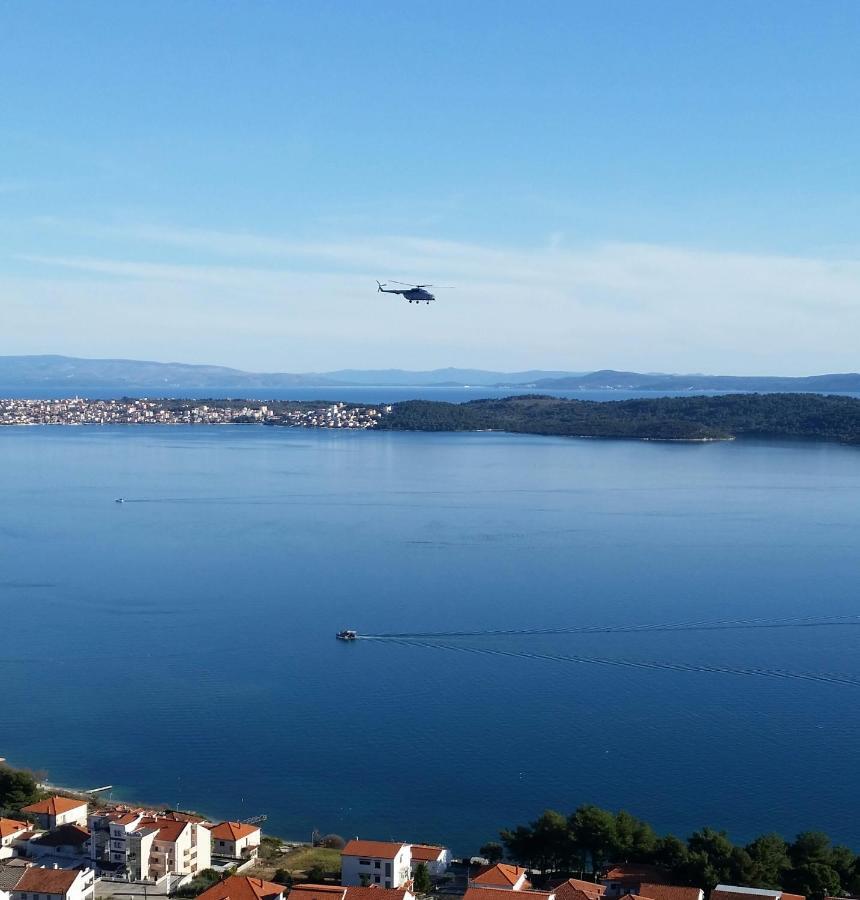 Apartments Anaivana Trogir Ruang foto